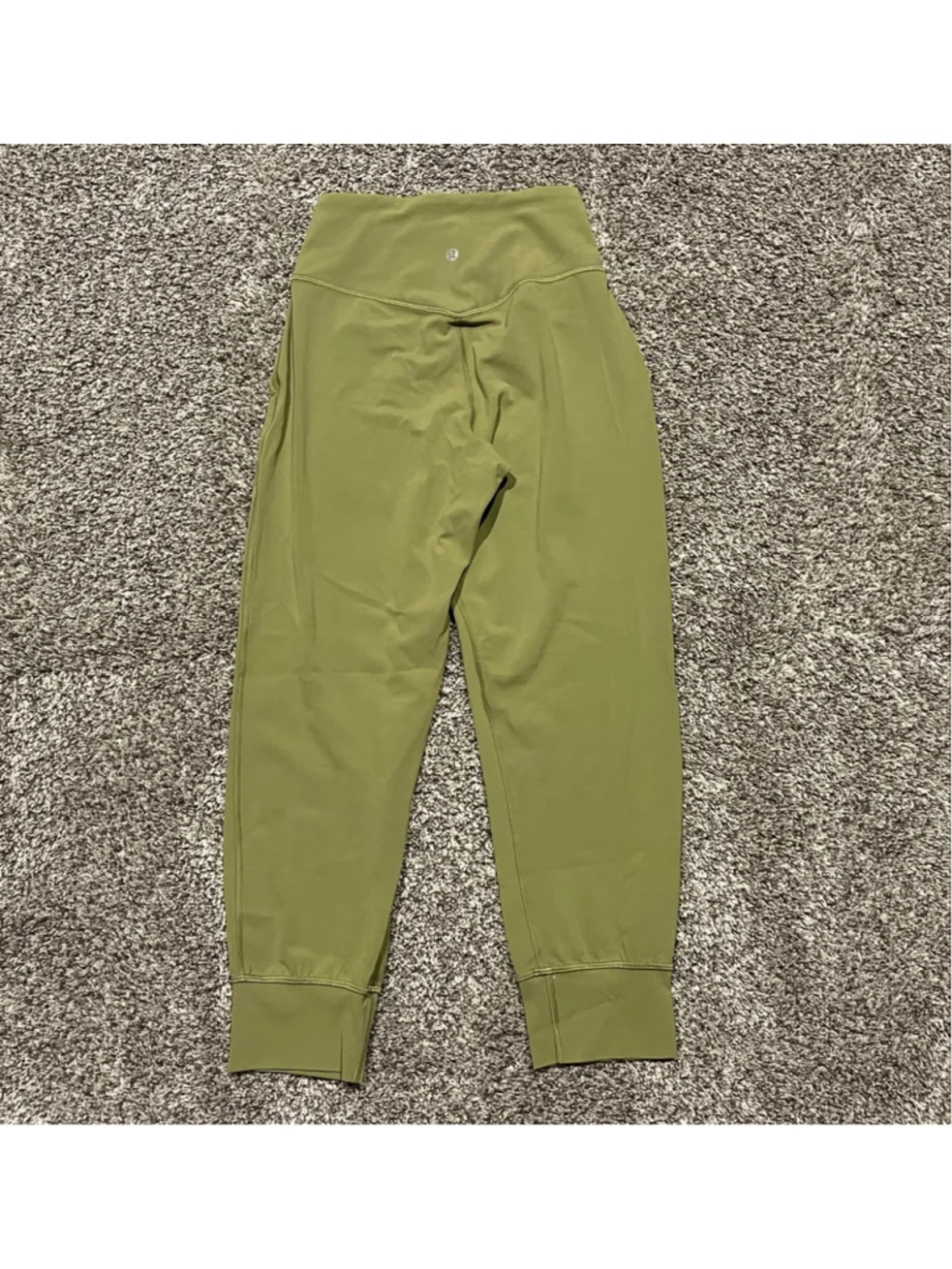 Lululemon Women’s Align High-Rise Cropped Jogger, Size 2, 23.5” Inseam, EUC